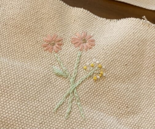 家にある糸で 初心者 でも簡単に出来る刺繍のやり方3つ解説します Take Blog